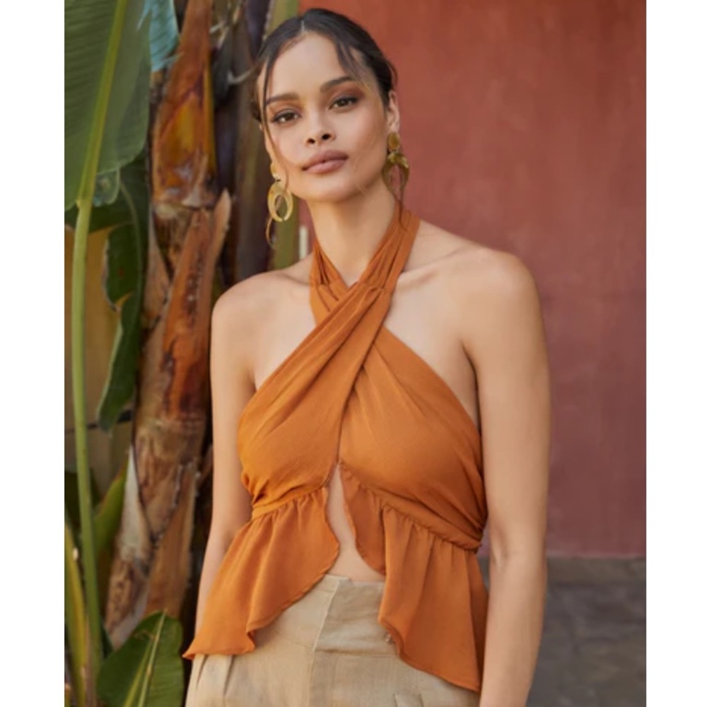 NWT VICI Just Beachy Chiffon Halter Top in Burnt Orange size Small